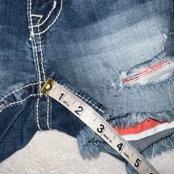 Miss Me Embellished Pockets American Flag Denim Shorts Size 28 Signature Shorts - Picture 9 of 9